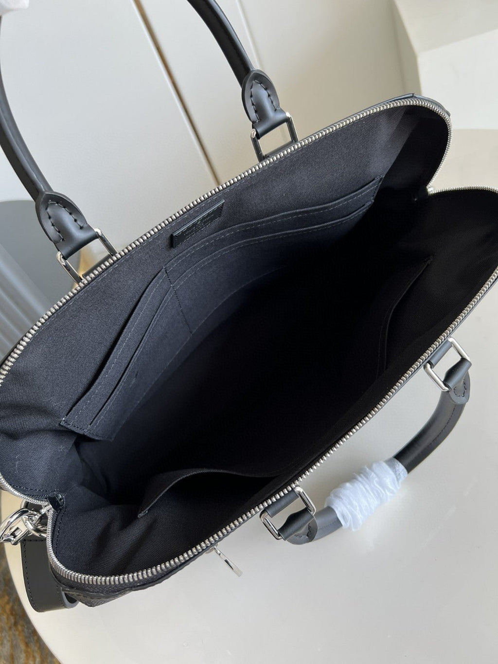 Louis Vuitton Porte Documents Jour Damier Graphite 37cm