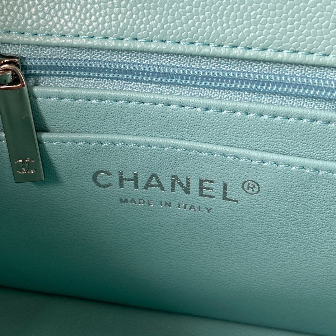 Chanel Mini Classic Flapbag 20cm