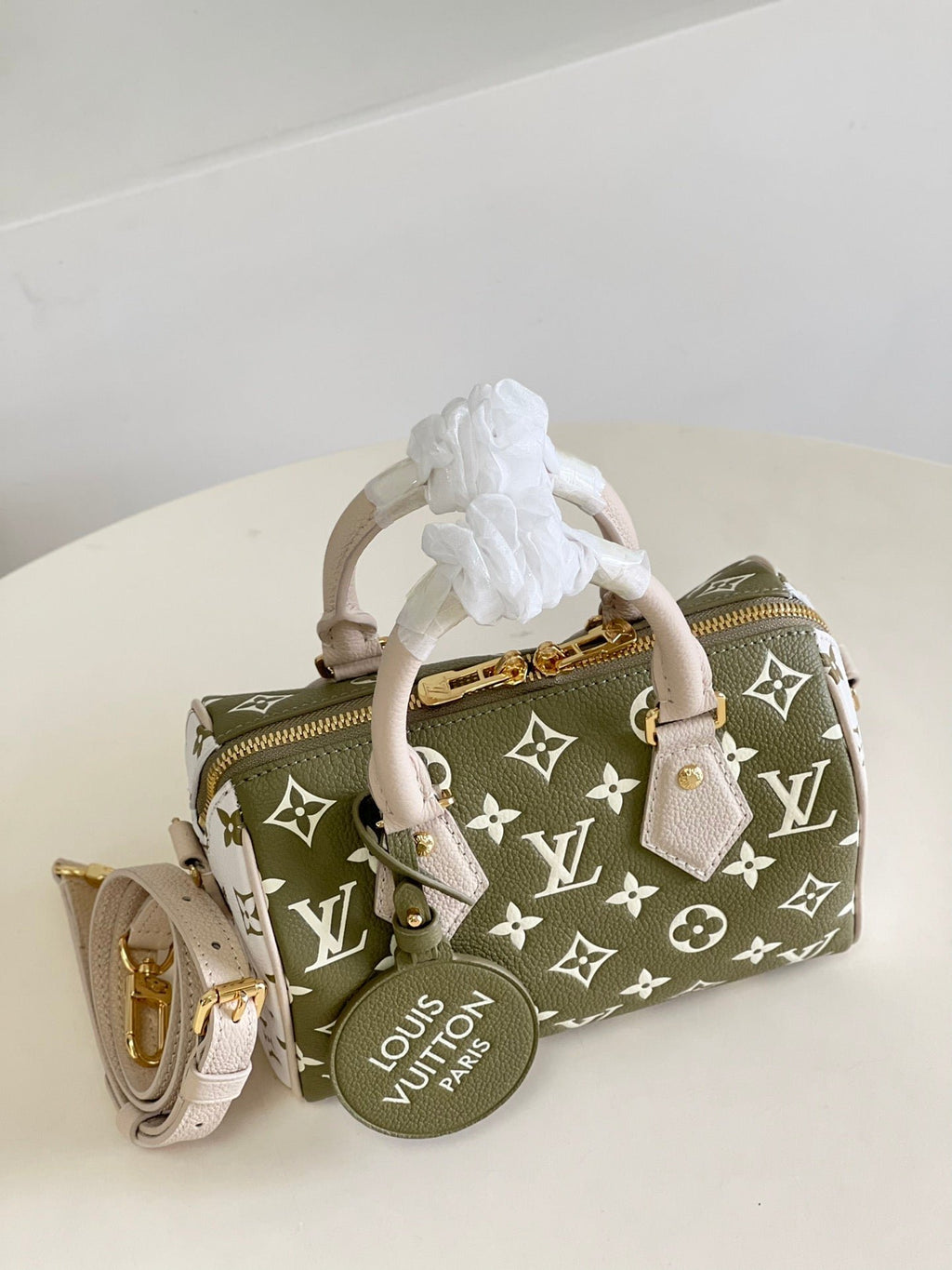 Louis Vuitton Speedy Bandoulière 20