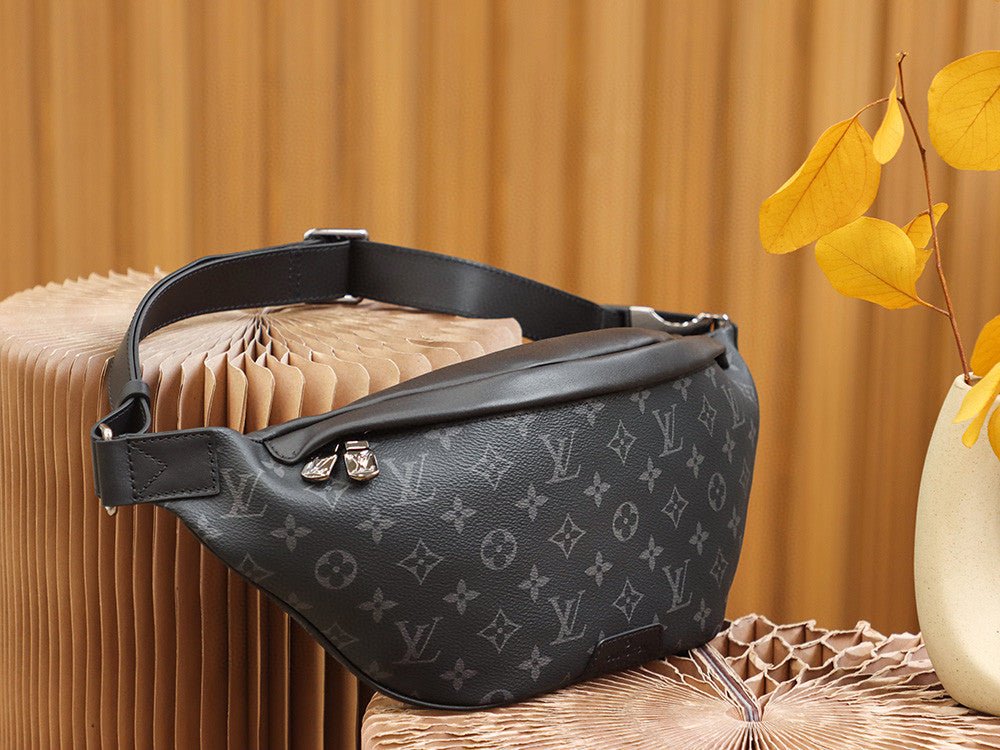 Louis Vuitton Bumbag 47cm Monogram Canvas Spring/Summer Collection M44611, Black