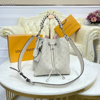 Louis Vuitton Muria Bag 22cm Mahina Calfskin Leather Spring/Summer Collection M57526 Mist