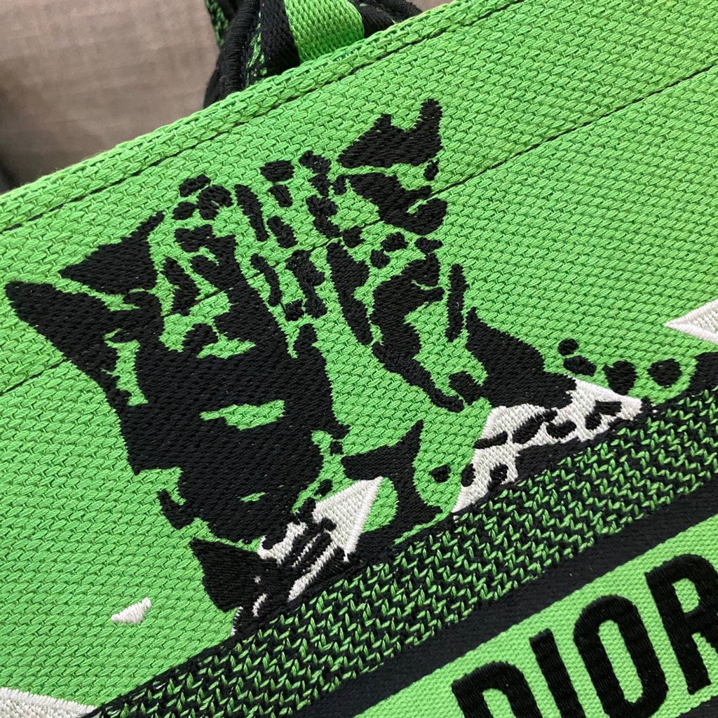 Christian Dior Medium Book Tote 36cm