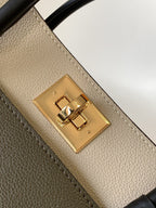 Louis Vuitton M57728 On My Side PM 30cm