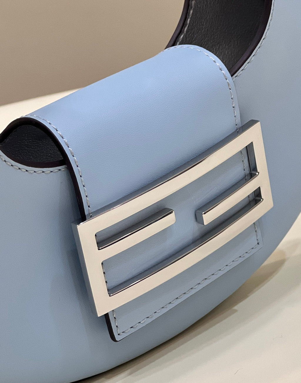 Fendi Cookie 19cm Blue
