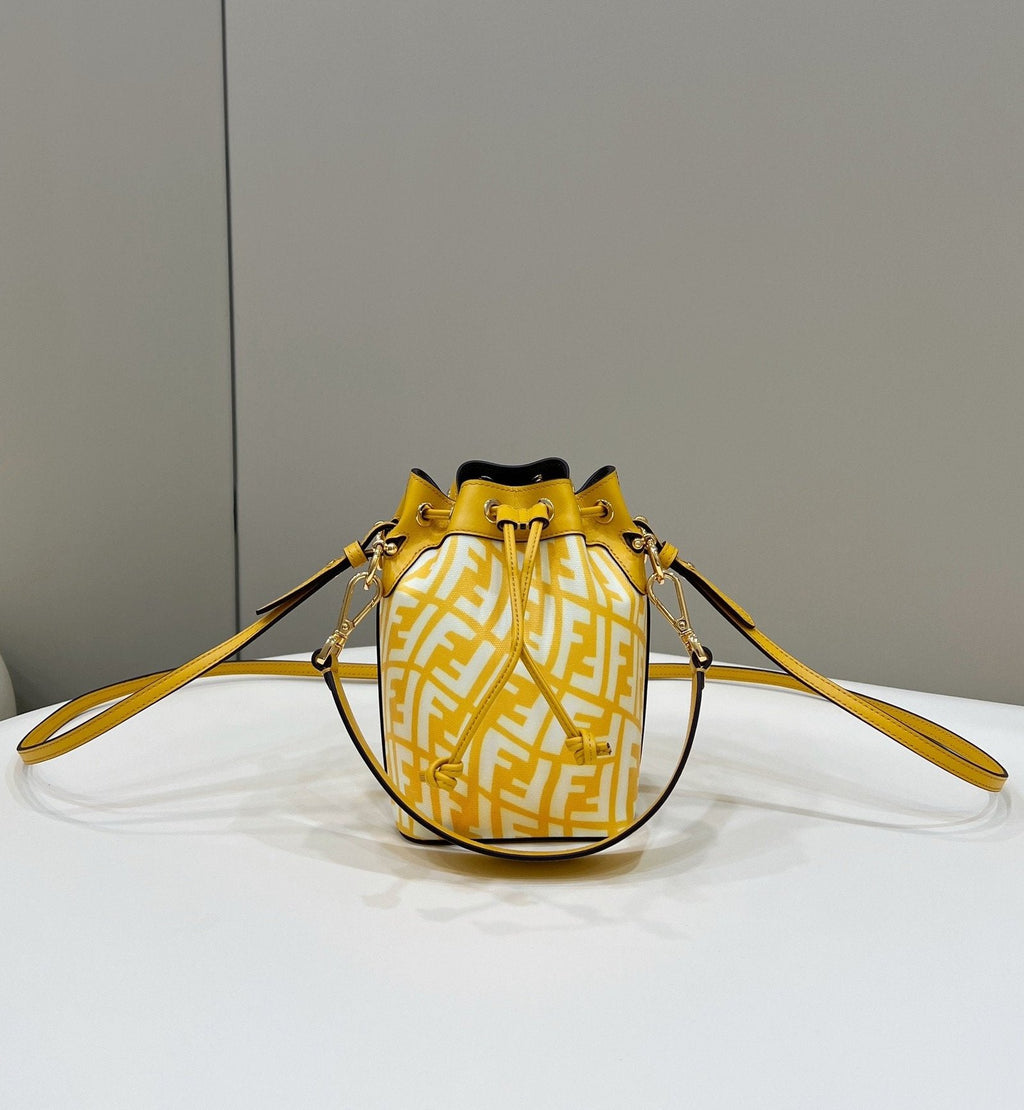Fendi Vertigo Bucket Bag 18cm Yellow