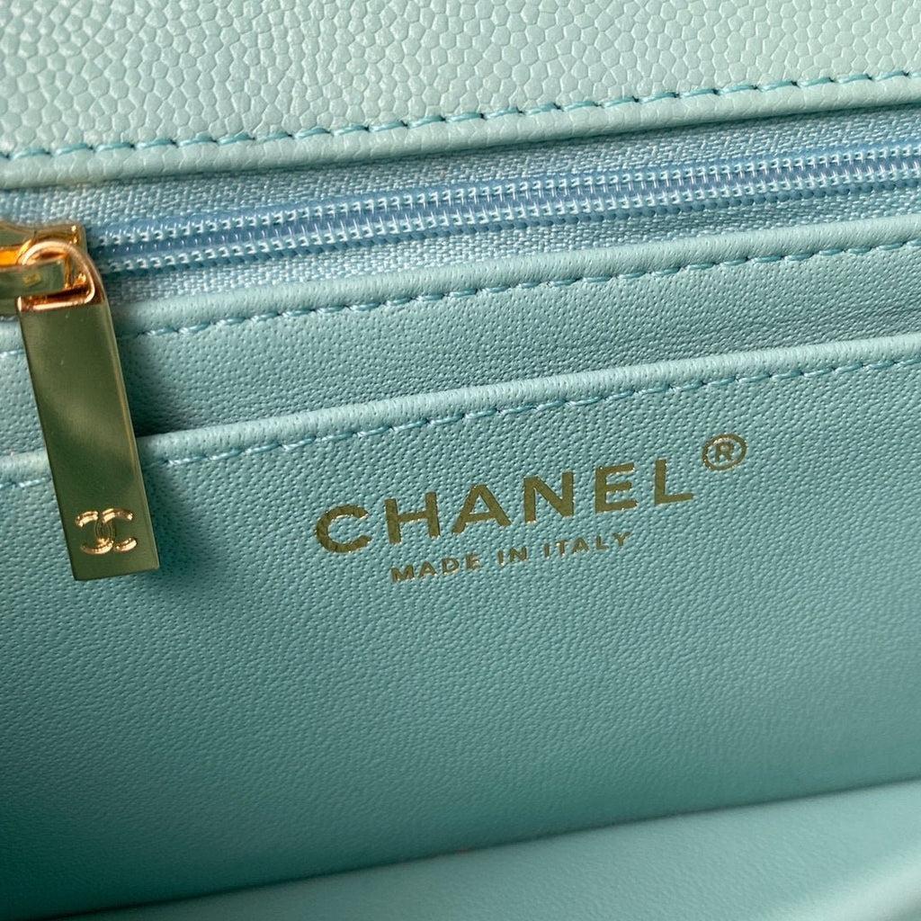 Chanel Mini Classic Flapbag 20cm