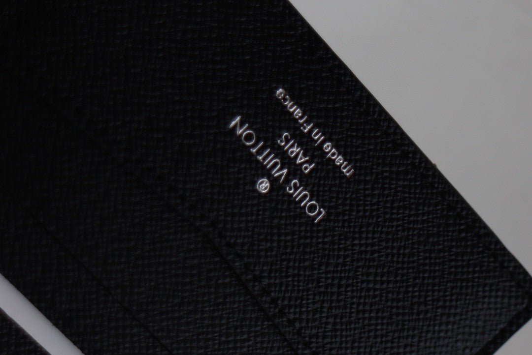 Louis Vuitton Wallet 11cm Black