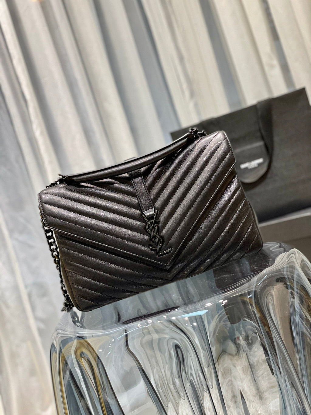 Saint Laurent College Large Chain Bag With Black Hardware 32cm