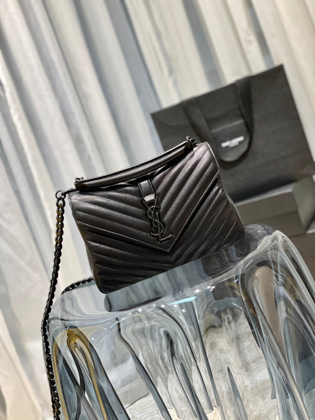 Saint Laurent College Medium Chain Bag With Black Hardware 24cm