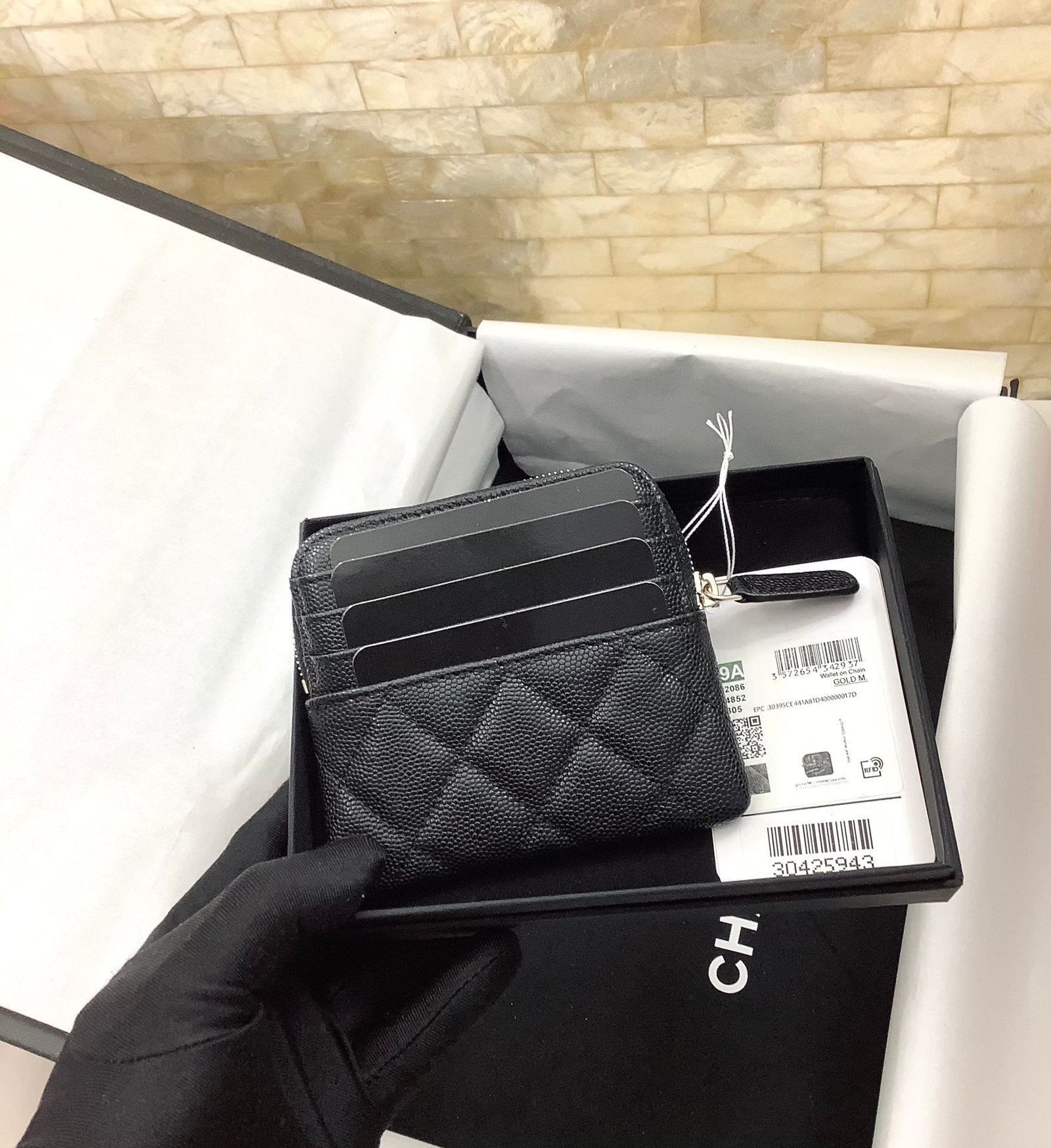 CO-CO Chanel Card Holder With Gold Hardware 19cm