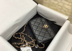 CO-CO Chanel Clutch With Chain 19cm