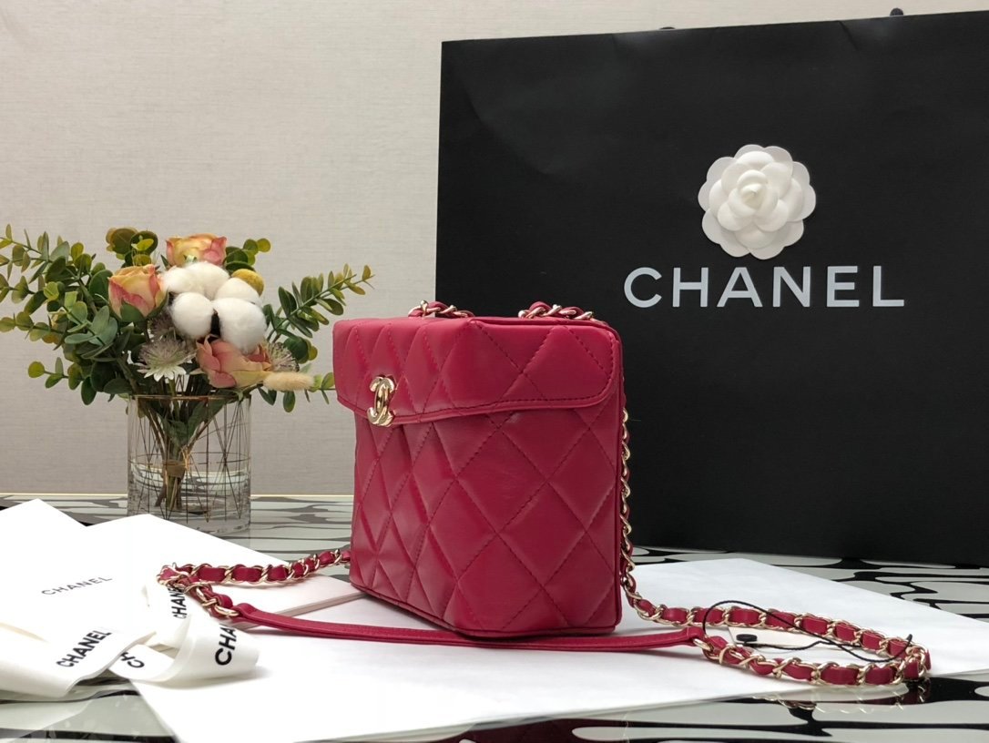 CO-CO Chanel Small Box Bag 15cm