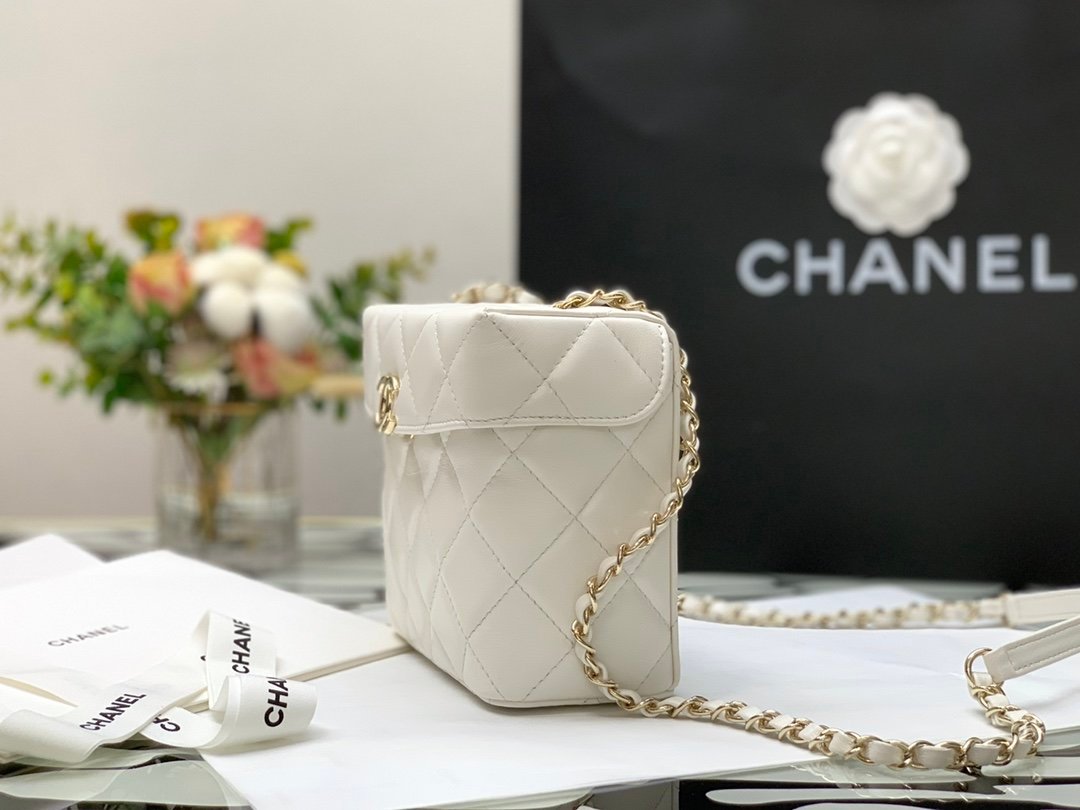 CO-CO Chanel Small Box Bag 15cm