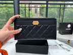 CO-CO Chanel Zipped Wallet 20cm