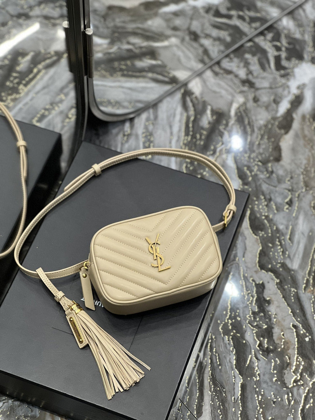 Saint Laurent Lou Belt Bag In Matelasse 15cm