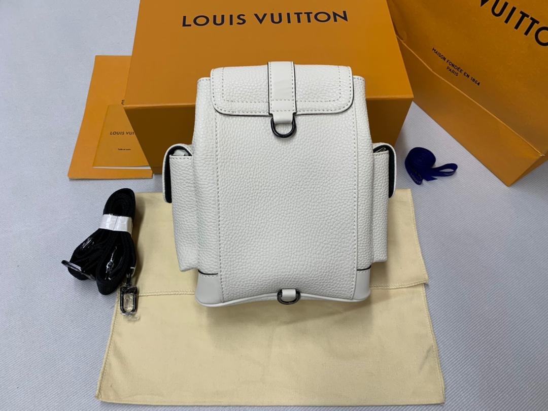 Louis Vuitton Christopher XS 20cm White