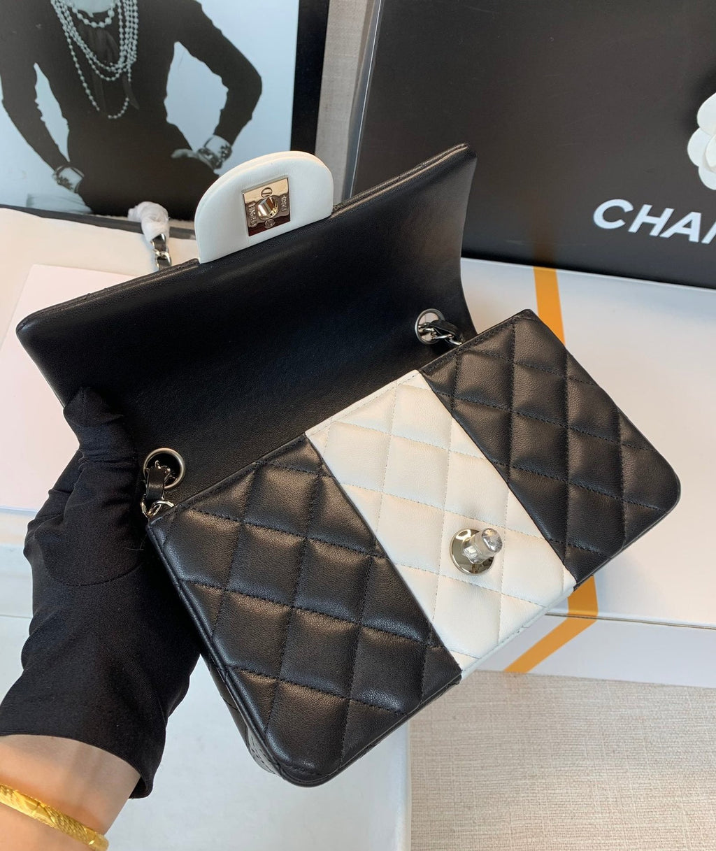 Chanel Mini Flap Bag 25cm Black