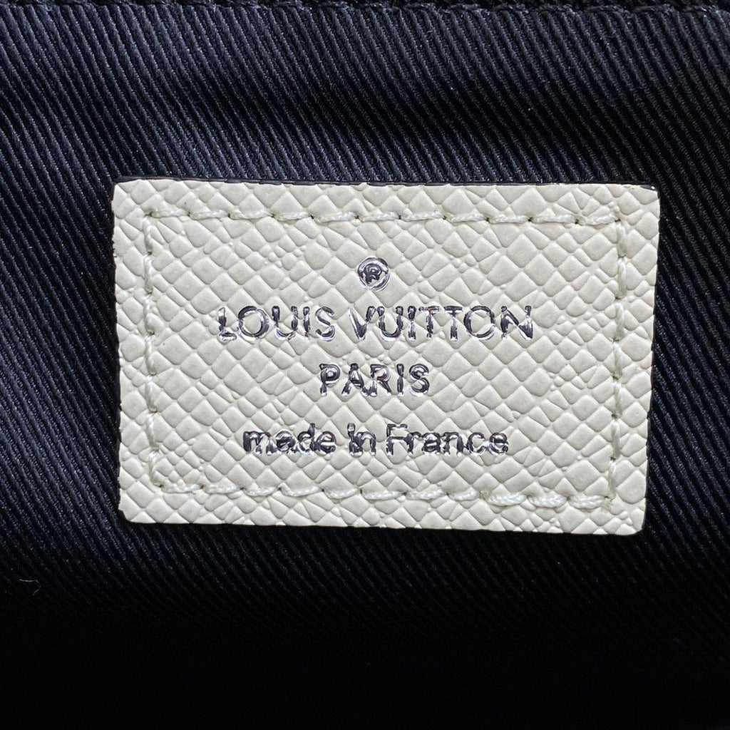 Louis Vuitton New Flap Messenger 29cm