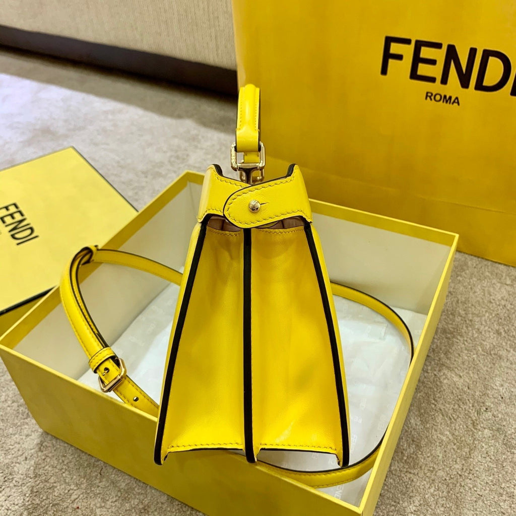 Fendi Peekaboo I See U 29cm Yellow