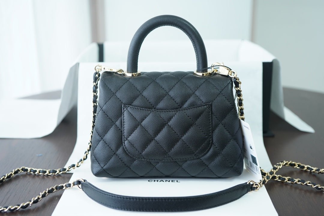Chanel Classic Mini Flapbag 19cm Black