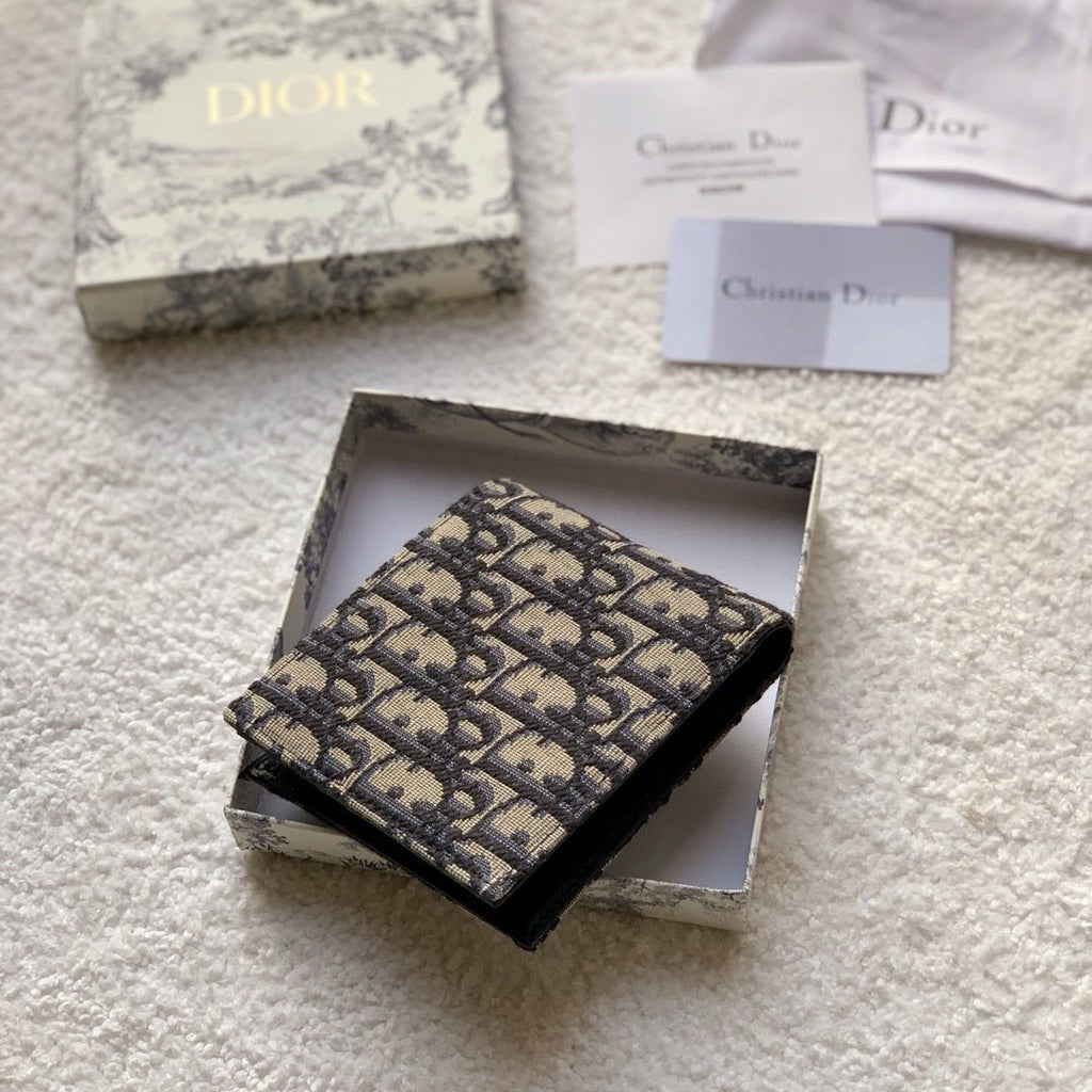 Christian Dior Women’s Brown Clutches 11cm