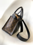 Louis Vuitton M57728 On My Side PM 30cm Black
