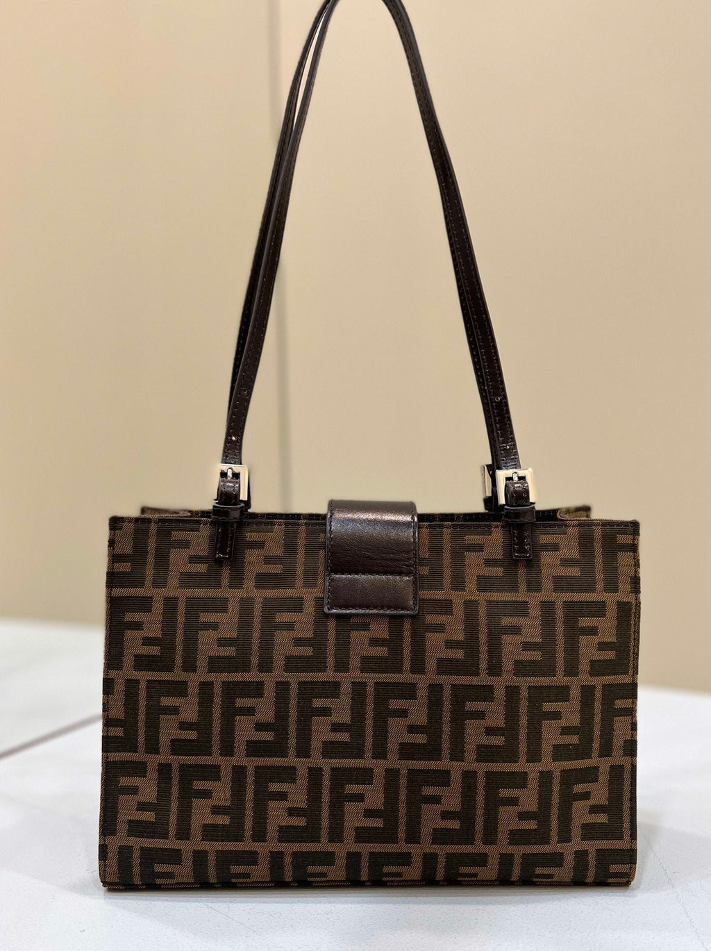 Fendi Baguette Tote 28cm Brown