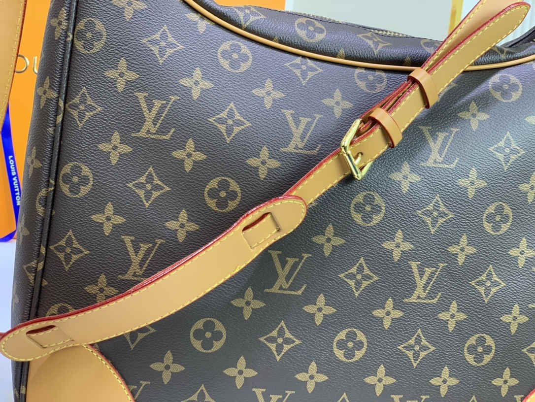Louis Vuitton Odeon Monogram Canvas 35cm Brown