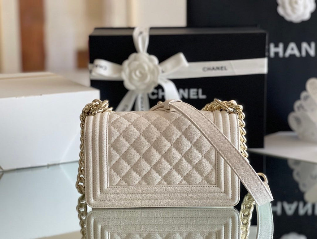 Chanel Mini Classic Flapbag 20cm White