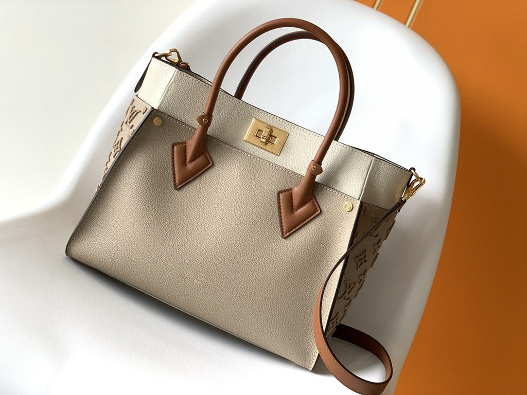 Louis Vuitton M57728 On My Side PM 30cm