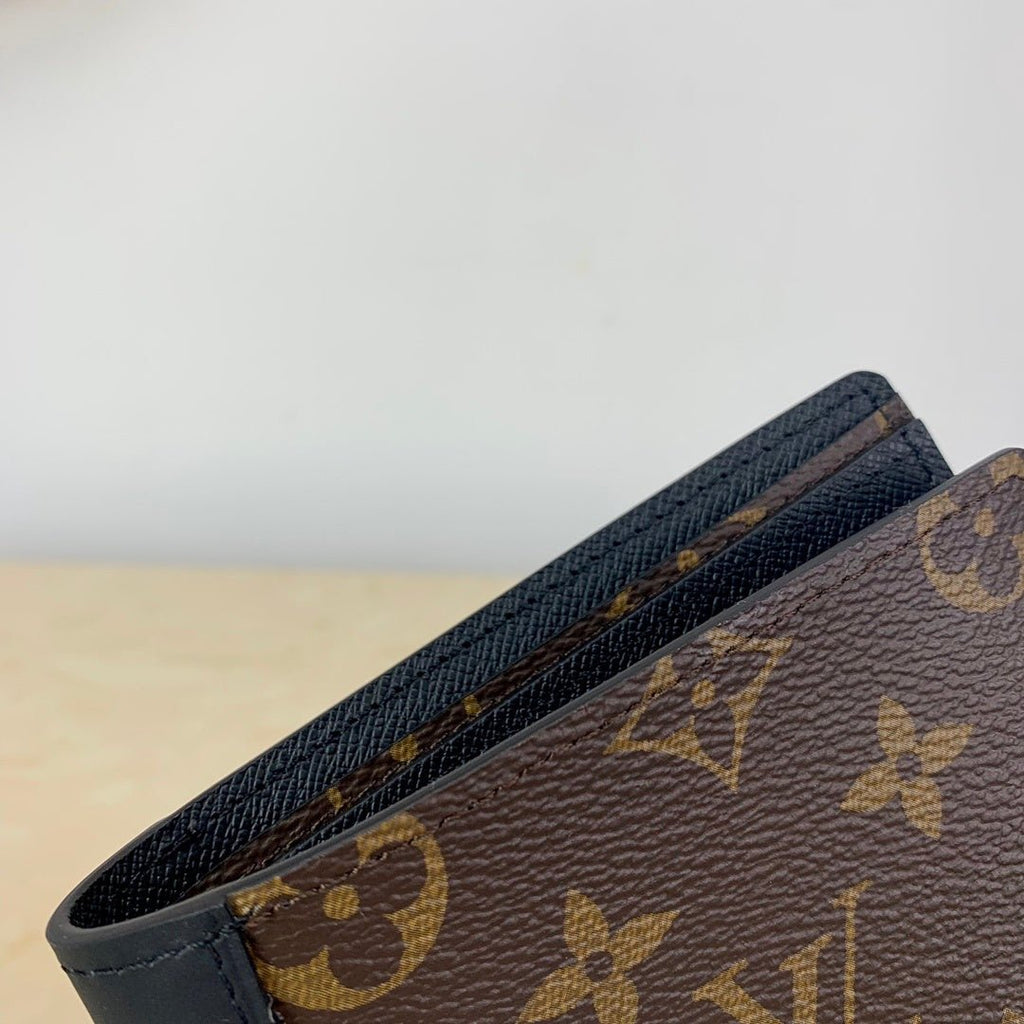 Louis Vuitton Monogram Macassar Clutch Bag 19cm Brown