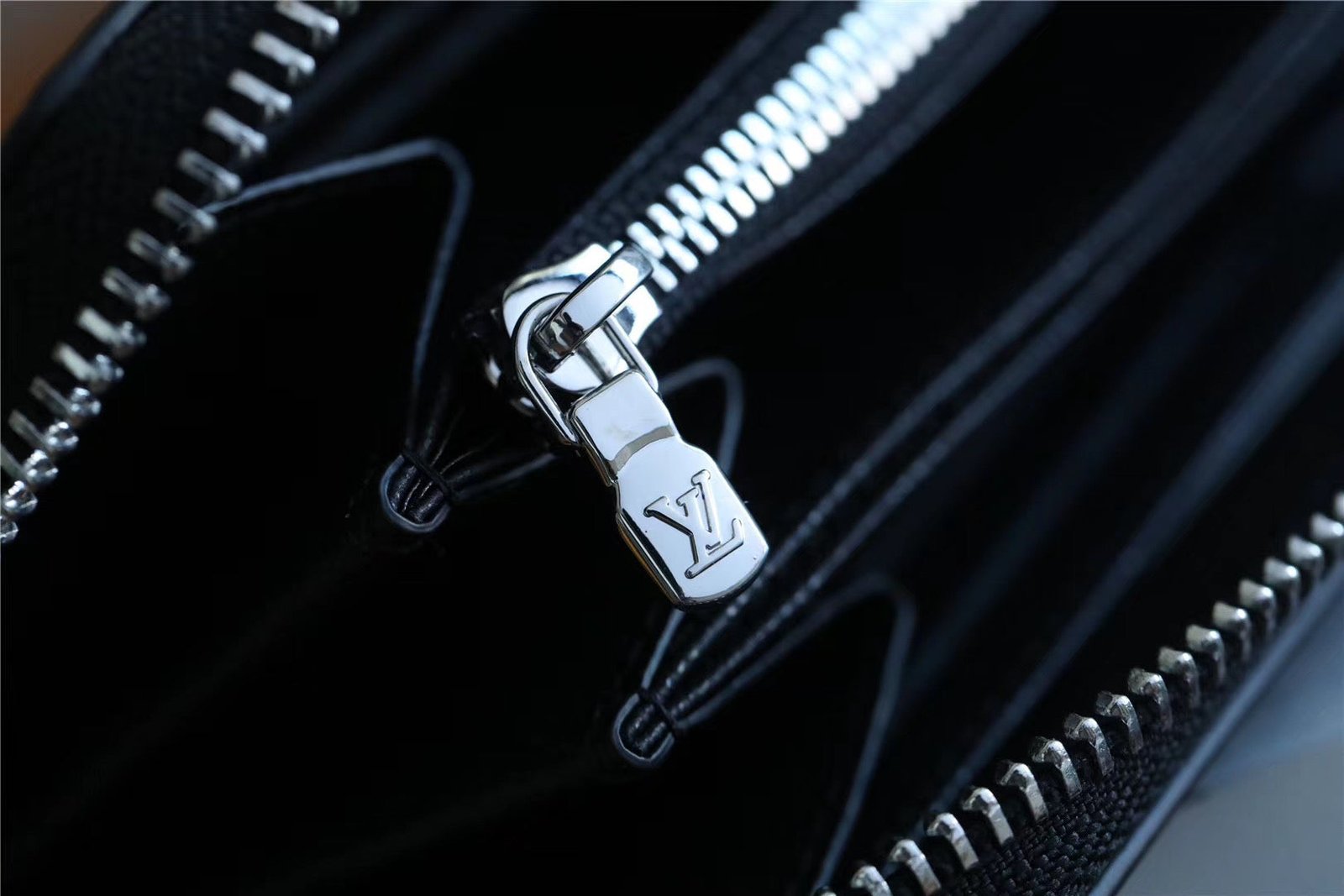 Louis Vuitton Pocket Organizer