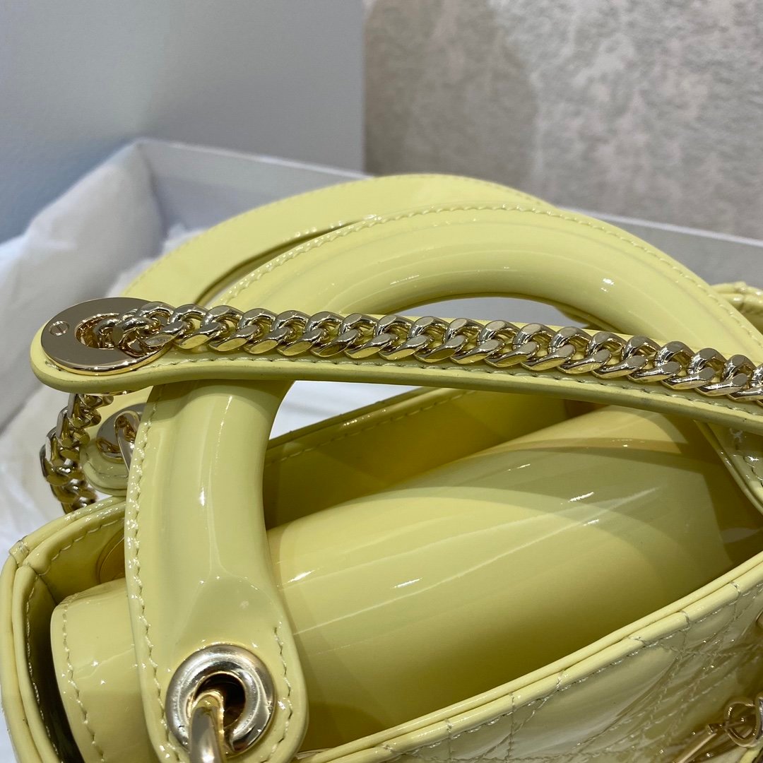Christian Dior Lady Dior Bag Gold Hardware 17cm Yellow