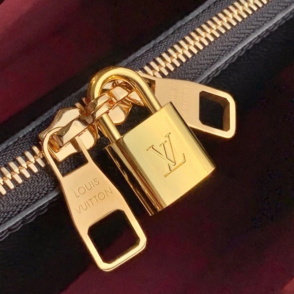 Louis Vuitton Montaigne MM Monogram