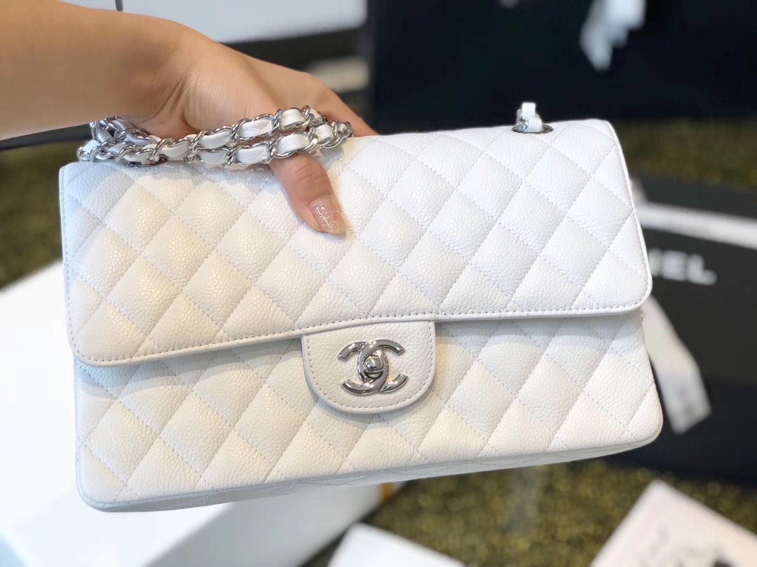 Chanel Classic Medium Flapbag Silver Hardware 26cm White