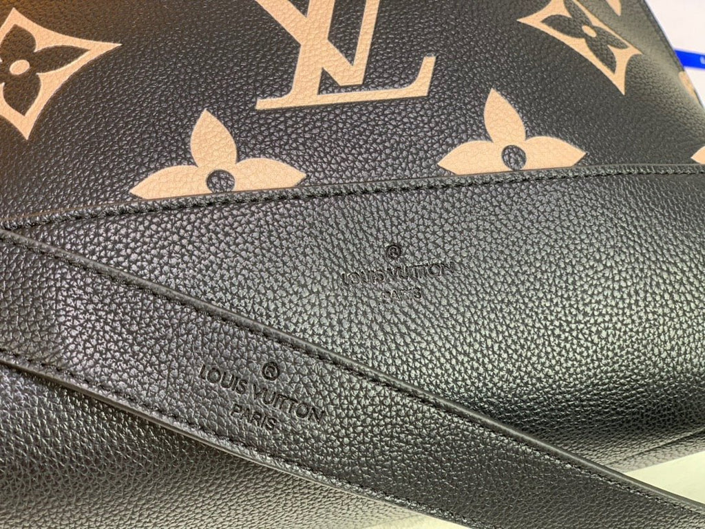Louis vuitton ALMA Monogram 35cm Black