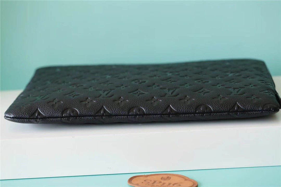 Louis Vuitton Etui De Voyage MM 34cm Black