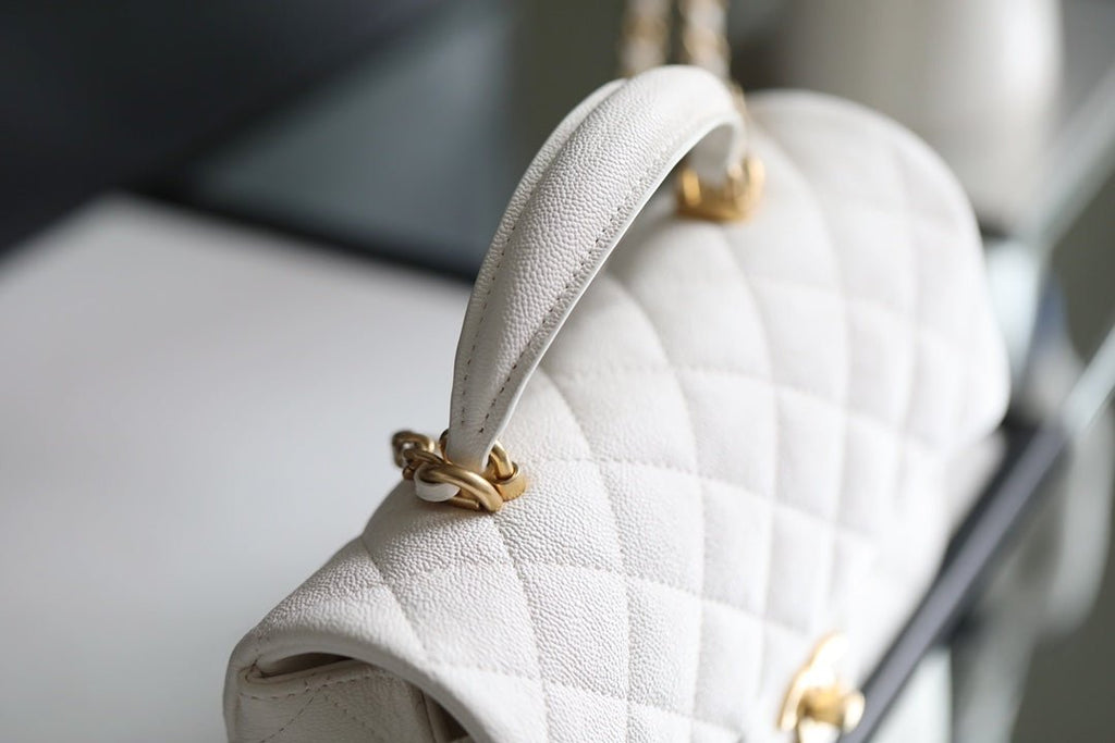 Chanel Flapbag With Top Handle 20cm White