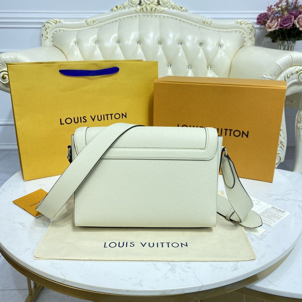 Louis Vuitton New Flap Messenger 29cm