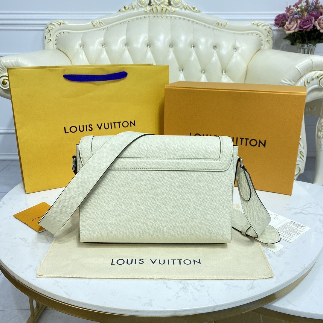 Louis Vuitton New Flap Messenger 29cm