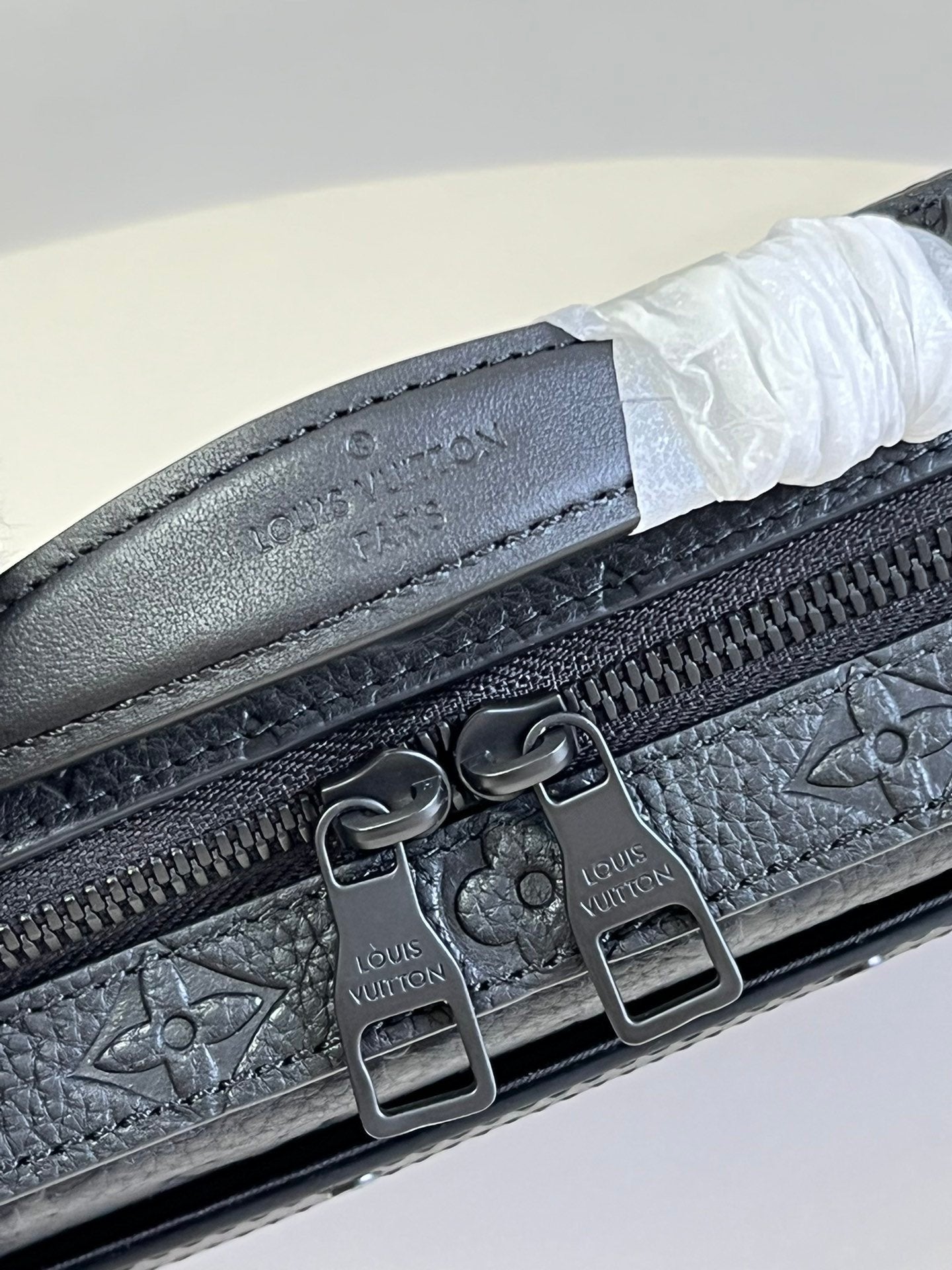 Louis Vuitton Handle Soft Trunk 22cm Black