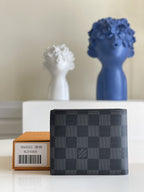 Louis Vuitton Amerigo Wallet 12cm Black