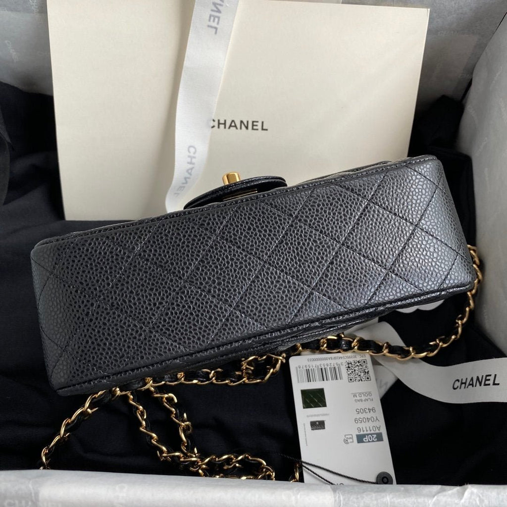 Chanel Mini Classic Flapbag 20cm Black