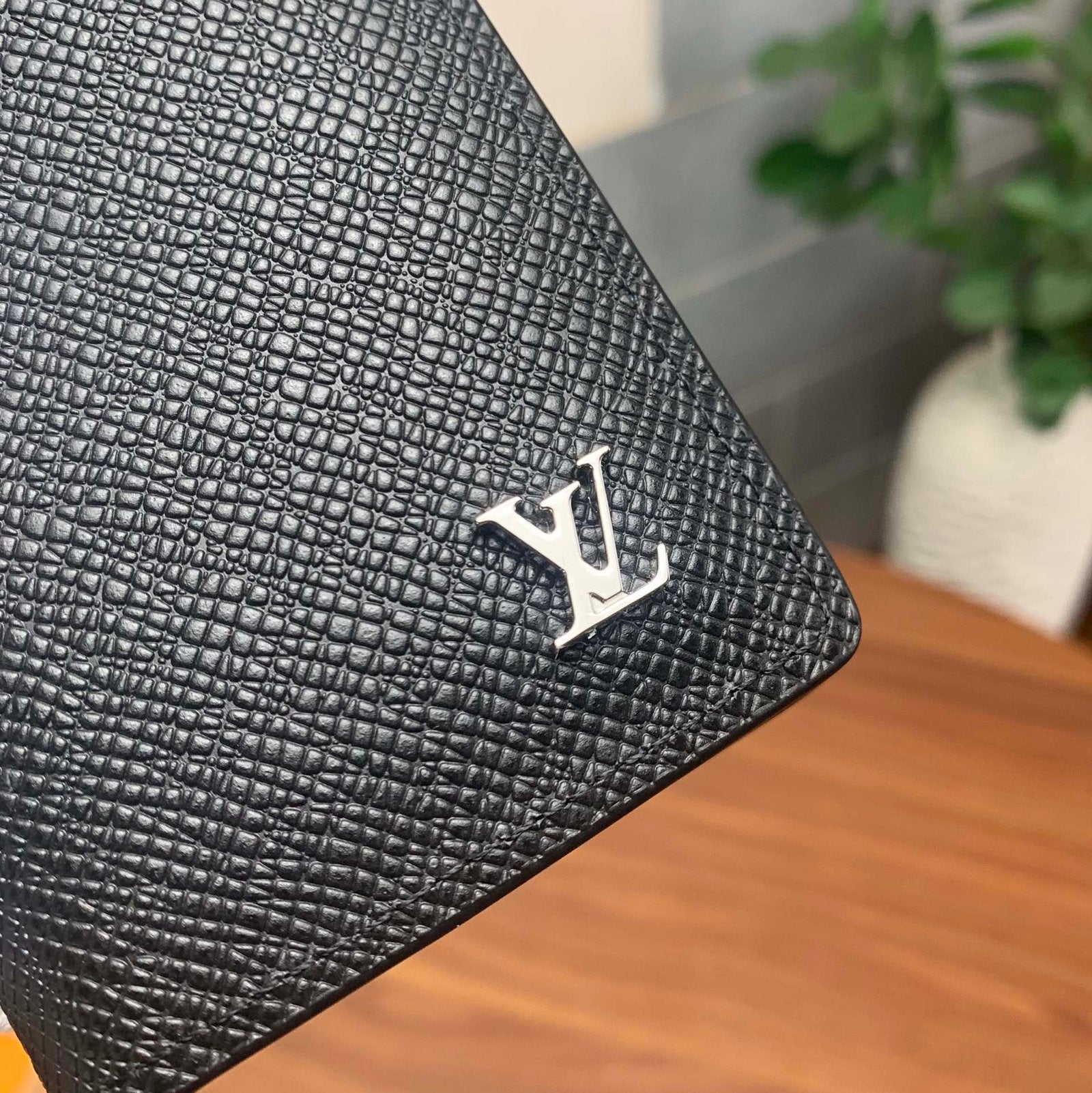 Louis Vuitton Pocket Organizer 11cm