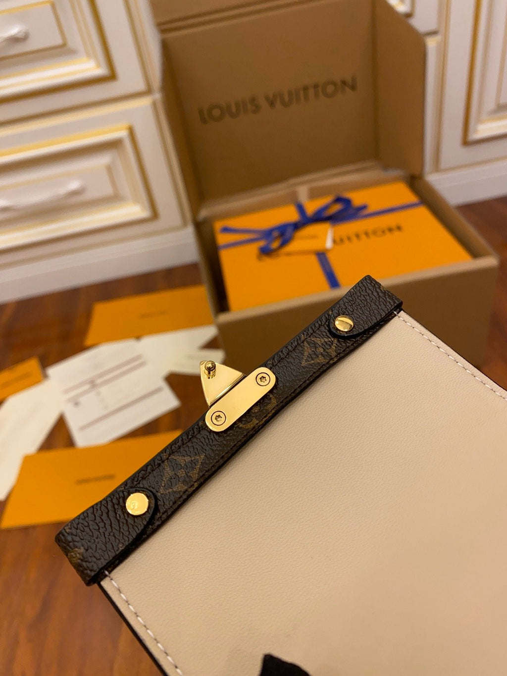 Louis Vuitton Vertical Trunk Pochette Monogram Reverse 18cm Brown