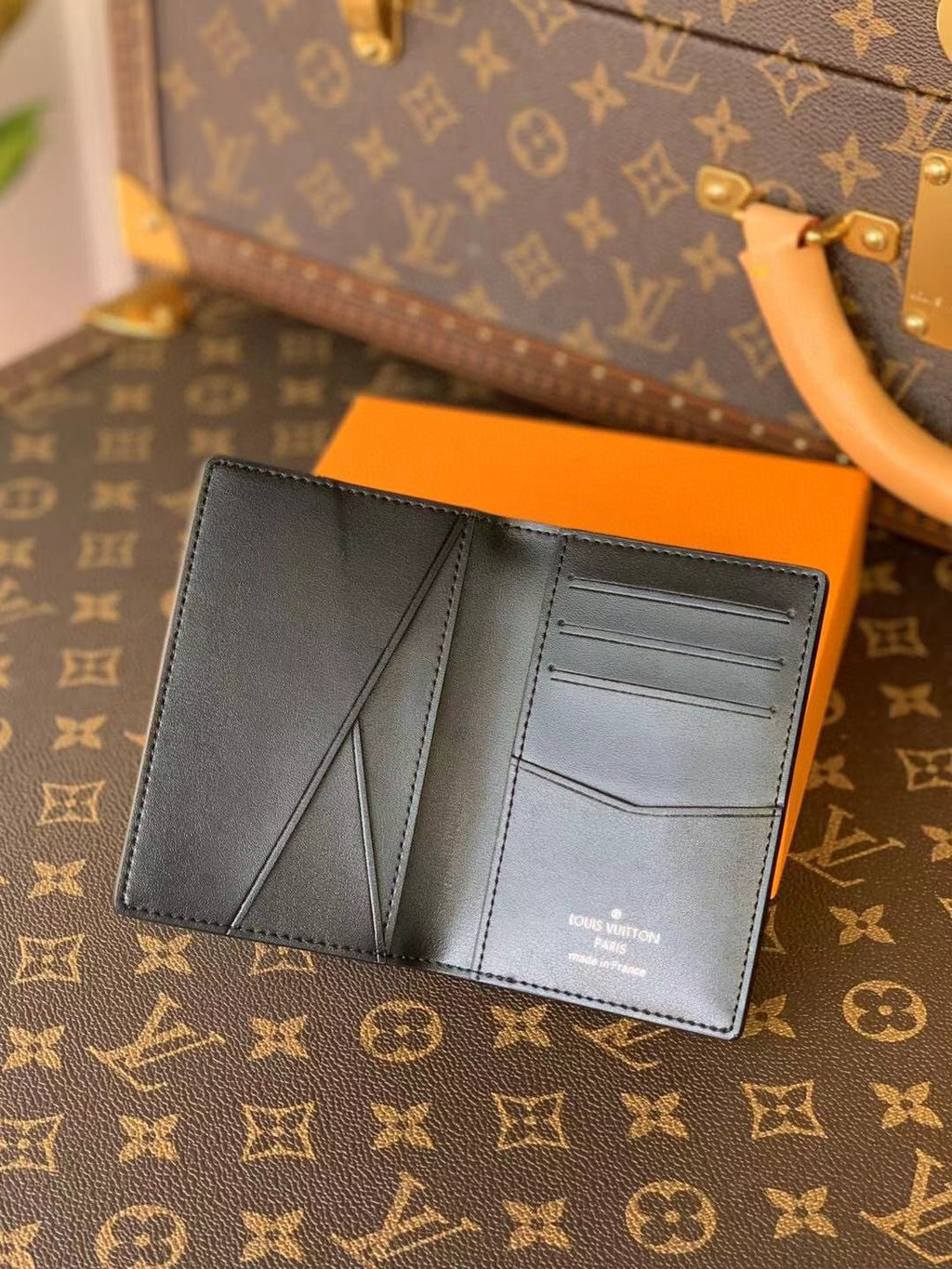 Louis Vuitton Damier Wallet 8cm Green
