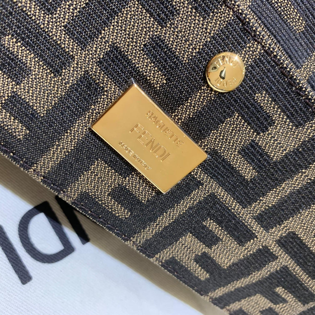 Fendi Baguette 26cm