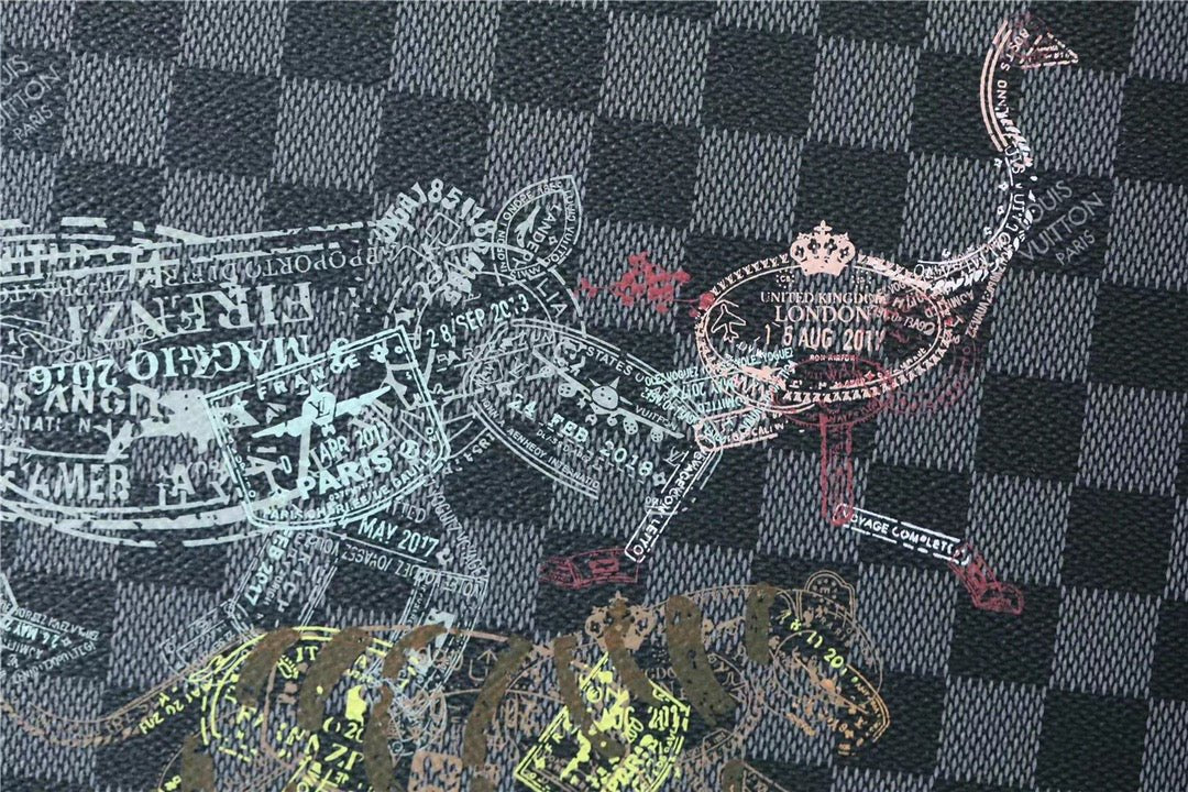Louis Vuitton Pochette Voyage MM 27cm