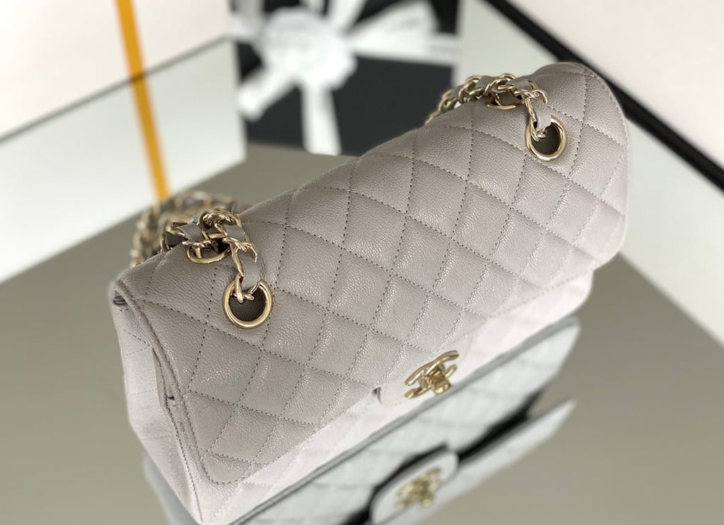 Chanel Classic Flapbag Gold Hardware 26cm Grey