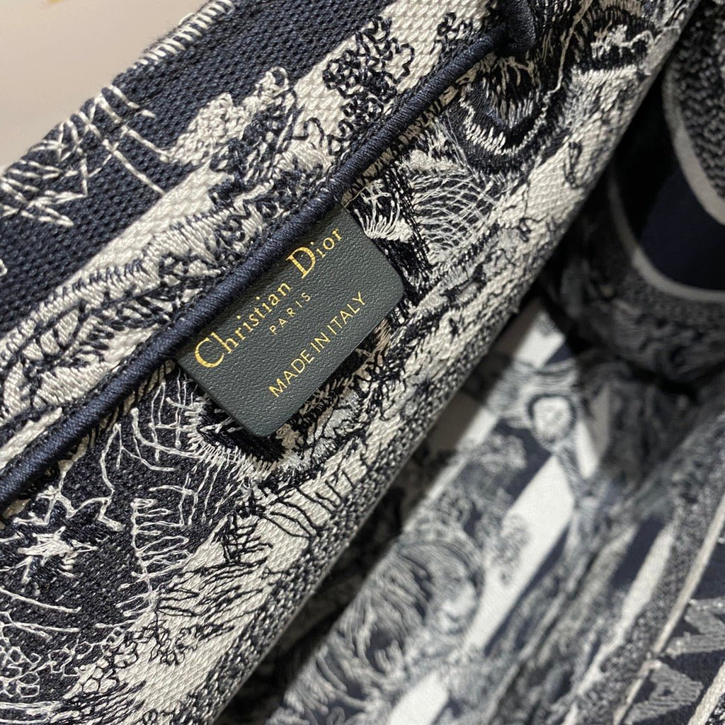 Christian Dior Medium Book Tote 36cm